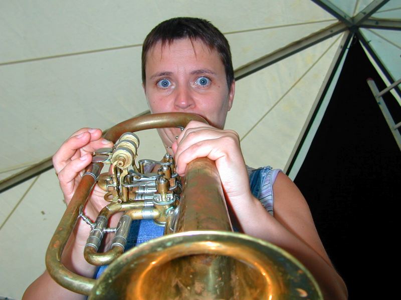 2001.08.02lutza.03.jpg
